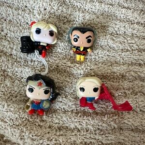 DC Kinder Joy - 4 toys